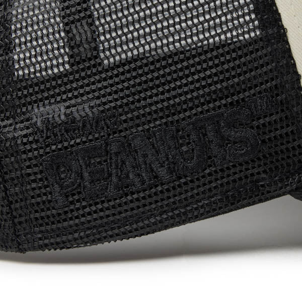 PEANUTS NEW ERA キャップ（GF 940AFTR PEANUTS BOX CRM BLK 261 / クロームホワイト/ブラック）